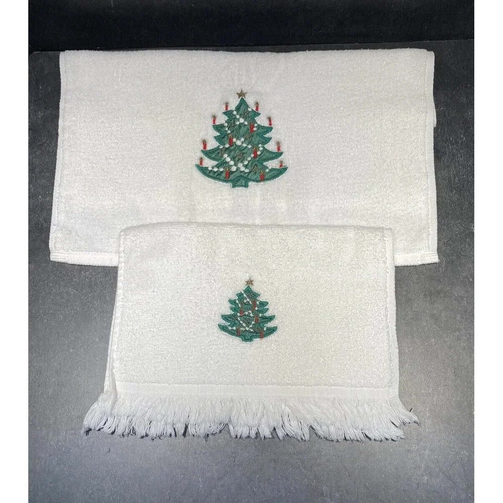 2 Pc Embroidered Christmas Tree Hand Towel Set 1 Hand Towel/1 Fingertip Towel